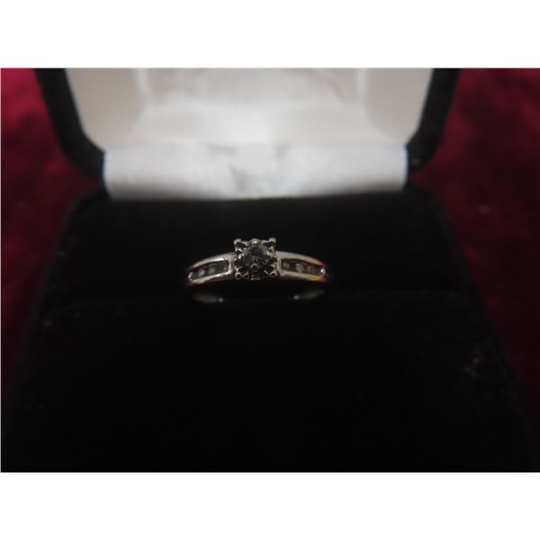 10k White Gold and Diamond Ring, Size 5, 1.7 g