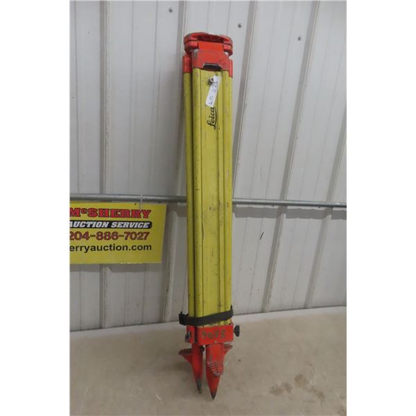 Leica Steel Engineering Tripod