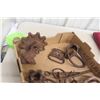 Image 4 : Assorted Antique Industrial Cast-Iron Gears, Sprockets, Horse Bits and Hinges