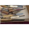Image 2 : Twenty Vintage Woodworking Chisels Including Footprint, Spears & Jackson and Japanese Brands