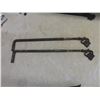 Image 3 : Antique Art Deco Cast-Iron Swing-Arm Curtain Rod Brackets