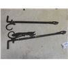 Image 5 : Antique Art Deco Cast-Iron Swing-Arm Curtain Rod Brackets