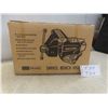 Image 1 : Craftsman 4" Bench Vise (New in Box)