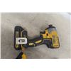Image 7 : Four DeWalt 20V Tools Including 5/8" Rotary Hammer Drill, 1/2" Drill, 1/4" Impact and 1/2" Hammer