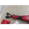 Image 3 : Milwaukee 18V Utility Crimper with Changeable Head and Charger With Battery