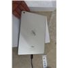 Image 4 : New Apple iPad Mini 16GB WiFi Tablet (White), Model MD531C/A