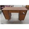 Image 1 : Seven-Drawer Desk, 30" x 42" x 16"