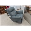 Image 1 : Living Room Recliner Chair