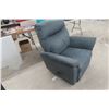 Image 3 : Living Room Reclining Chair