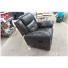 Image 2 : Living Room Leather or Leather-Style Reclining Chair
