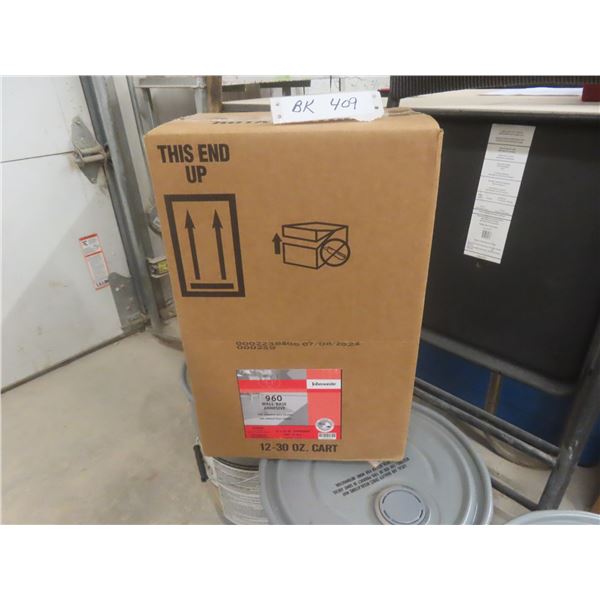 Johnsonite 960 Wall Base Adhesive, Twelve 30 oz Cartridges, Sealed Box