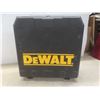 Image 10 : DeWalt 18V Cordless Tool Set: 1/4" Impact Driver, 1/2" Drill, Two Batteries, Charger, and Hard Case