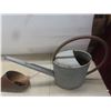 Image 7 : Galvanized Watering Can and Funnel