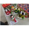 Image 12 : Vintage Christmas Décor Including Tree Ornaments, Holiday Figurines, Candle Holders, Metal Cookie