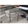 Image 4 : 4 Stackable Metal Patio Chairs