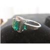 Image 4 : 9k White Gold and Lab-Grown Emerald Ring, Size 6, 3.7 Grams