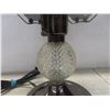 Image 4 : Desk Lamp with Loon Glass Shade 17"