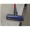 Image 6 : Dyson V7 Slim Cordless Vac with Wall Mount Charger