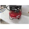 Image 2 : Porter Cable 2.6 HP 6 Gal Air Compressor (No Hose)