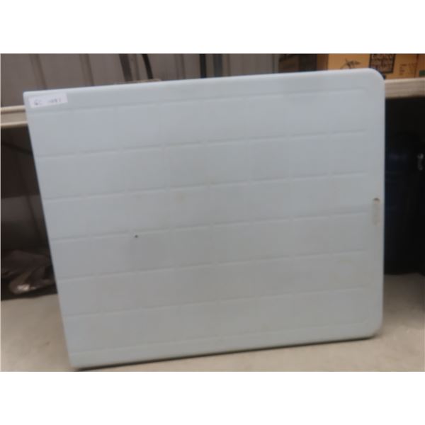 Poly Fold-Up Banquet Table 72" x 30"