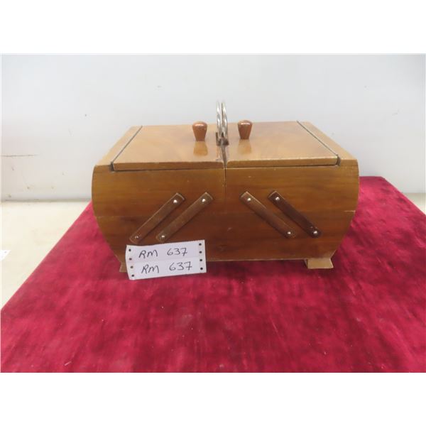 Vintage Sewing Box - Walnut