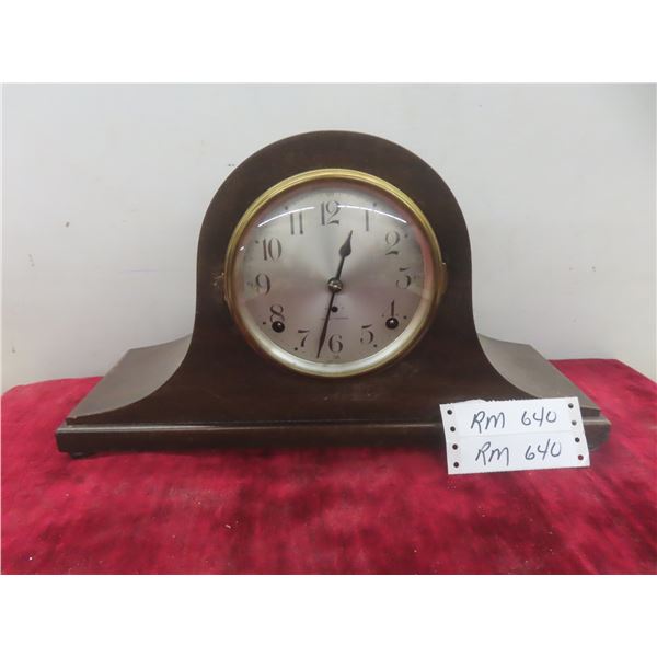 Antique Seth Thomas Mantel Clock with Key - Strikes Every 1/2 Hour and on the Hour Works