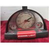 Image 5 : Coca-Cola Picture 16" x 10", Pez NHL Limited Edition & Vintage Drag Racing Tree Alarm Clock