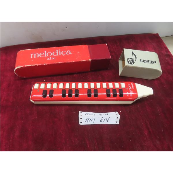 Hohner Melodica Alto Wind Organ with Original Box Works