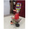 Image 3 : Vintage Toys: Rubber Popeye Sailor Holding Heinz 57 Rattle, Plastic Walking Cow, Energizer Bunny &