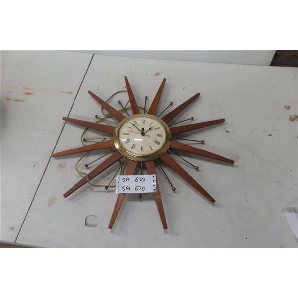 Westclox Electric Starburst Vintage Clock 22 –24  Diameter