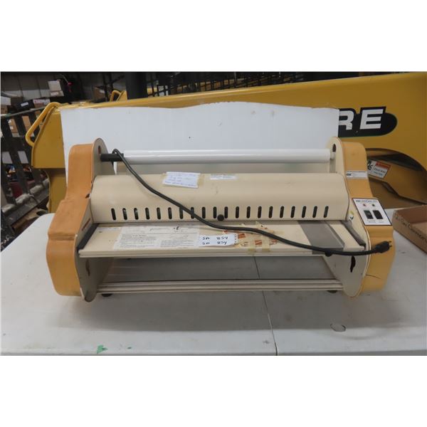 GBC 25" Commercial Pouch Laminator Needs Plastic Roll on Bottom