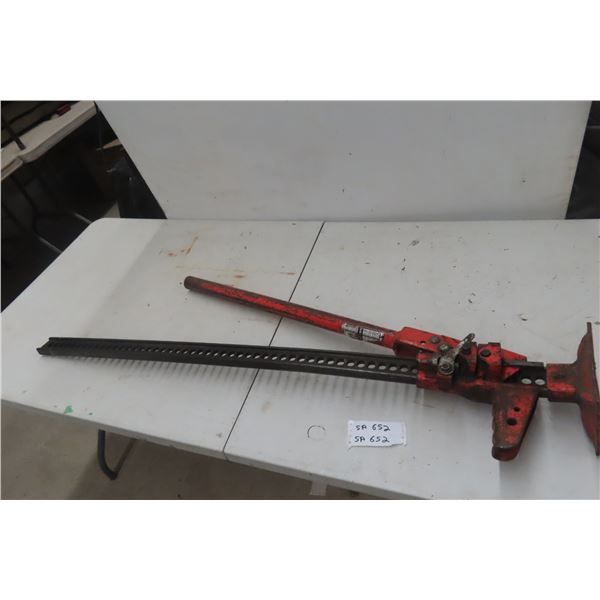 Farm Jack 48"
