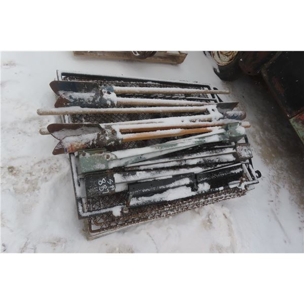 Wire Fencing & Post Anchors Post Hole Digger