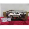 Image 1 : Burago 1:18 Scale 1999 Series 1 Shelby Die-Cast Car