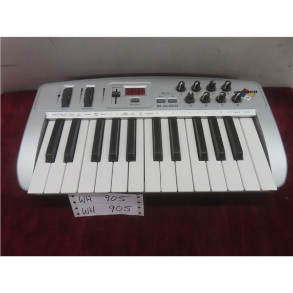 M-Audio Oxygen 8 USB MIDI Controller – 25-Key
