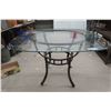 Image 2 : Patio Table with Glass Top 30" x 45" x 45"