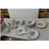 Image 1 : Dinner Set with Popolose Square Plates and Cups, Flower Pattern