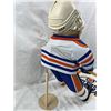 Image 2 : Oilers Memorabilia