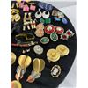 Image 7 : Vintage Costume Broaches & Earrings