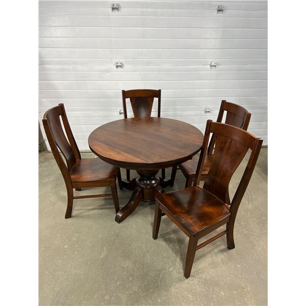 Kvardo Traditional Furniture Dining Table