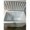 Image 4 : Frigidaire Chest Freezer