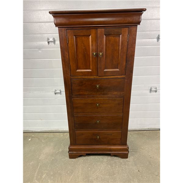 Durfur Cherry Storage Tower