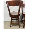 Image 5 : Swivelling Bar Chairs