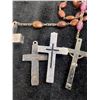 Image 9 : Rosaries & Crosses