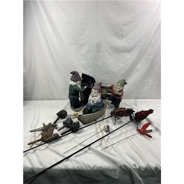 Gnome & Garden Decor