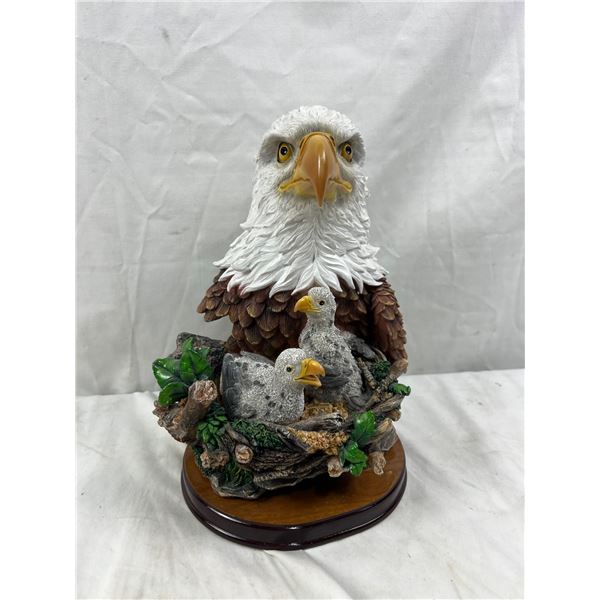 Bald Eagle & Chicks Sculpture