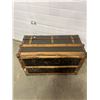 Image 8 : Steamer Trunk