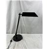 Image 1 : Metal Adjustable Table Lamp
