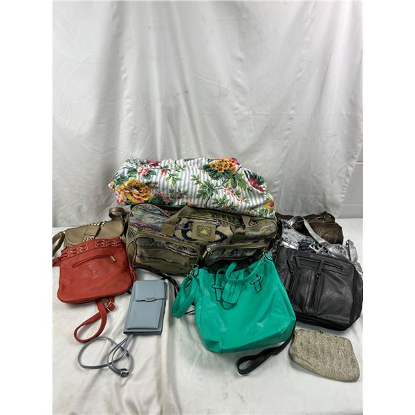 Women's Travel Bags & Purses