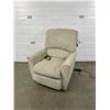 Image 1 : La-Z-Boy Power Lift Recliner